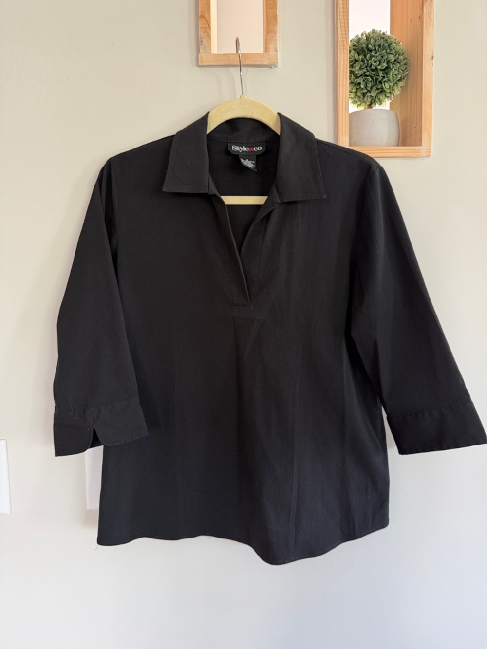 Style & Co. Black V-Neck Collared Pullover